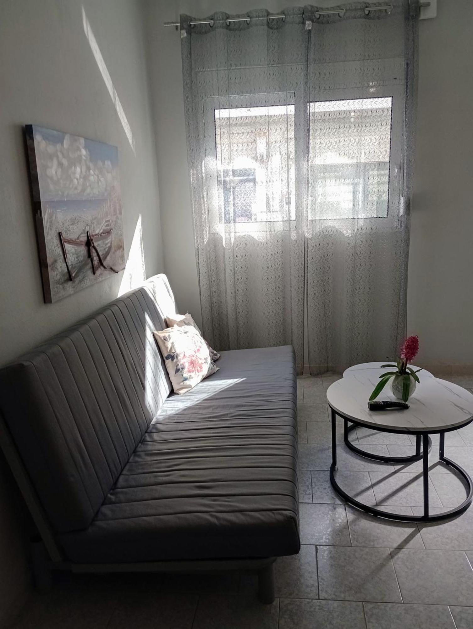Cozy Kremasti Apartment エクステリア 写真